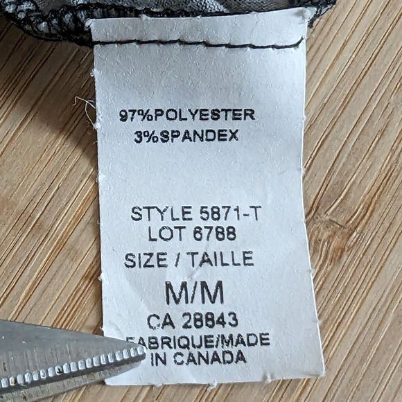 Floral Tank Top with polka dots Black and Pink spaghetti strap Crop Size Medium - Picture 9 of 10